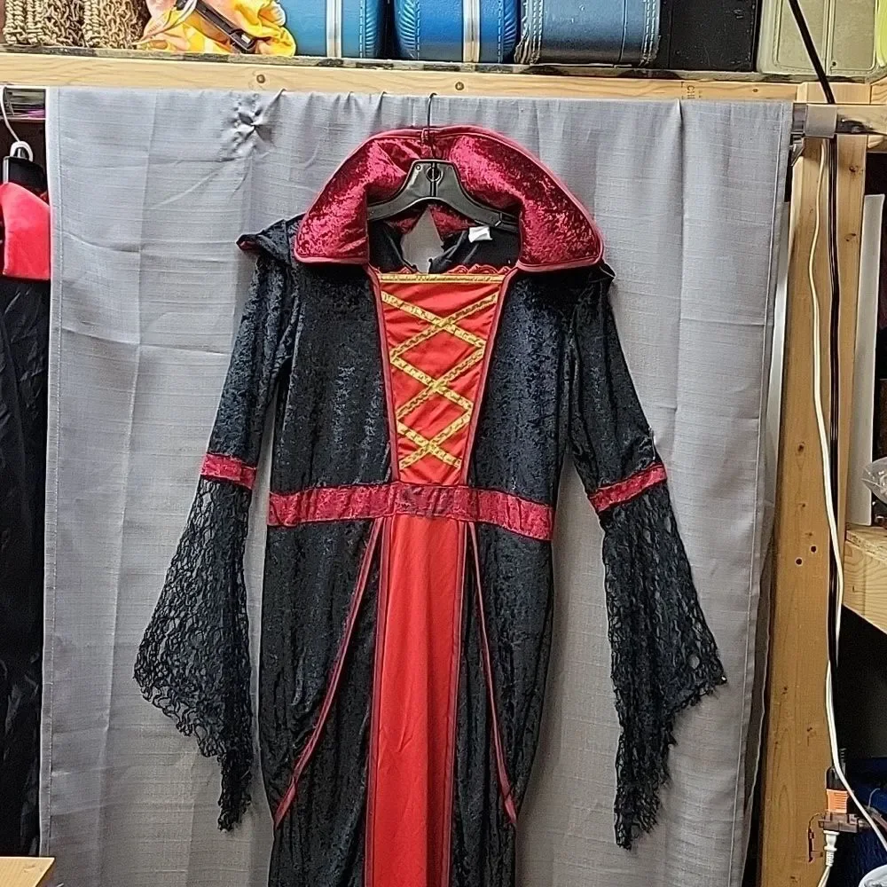 Spooktacular. hocus pocus